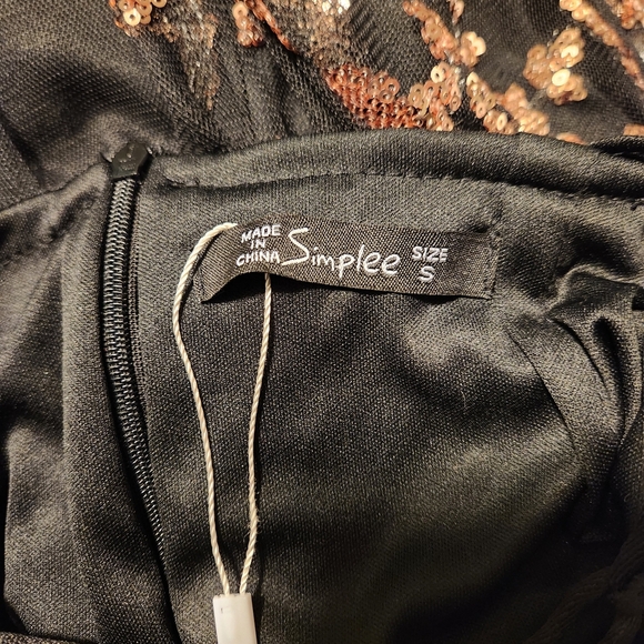 Simplee Black and Rose Gold Sequin Gown - Picture 15 of 15